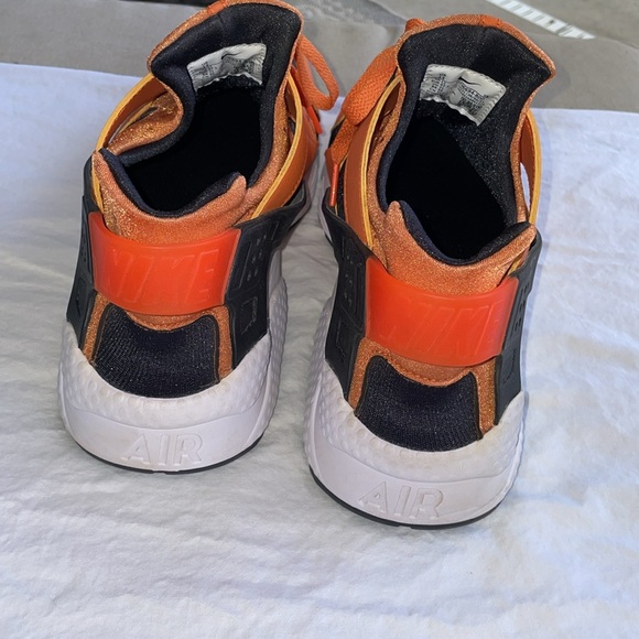 Nike Air Huarache Hot Curry Black White and Orange Sneakers Size 13 - Picture 6 of 11
